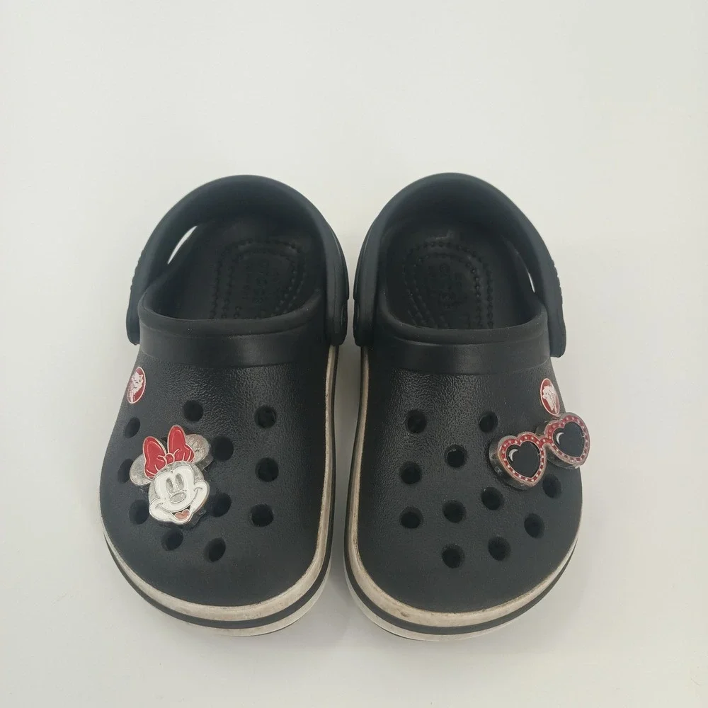 Crocs Kids C7 Black Clogs Disney Minnie Mouse Charms Slip On Shoes